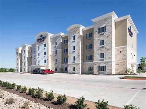 Candlewood Suites Buda.